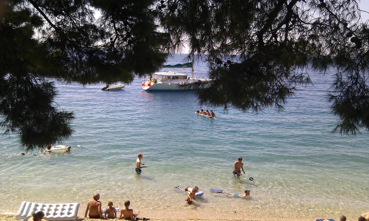 Apartamento Apartman On The Beach - Nemira, Omiš Exterior foto