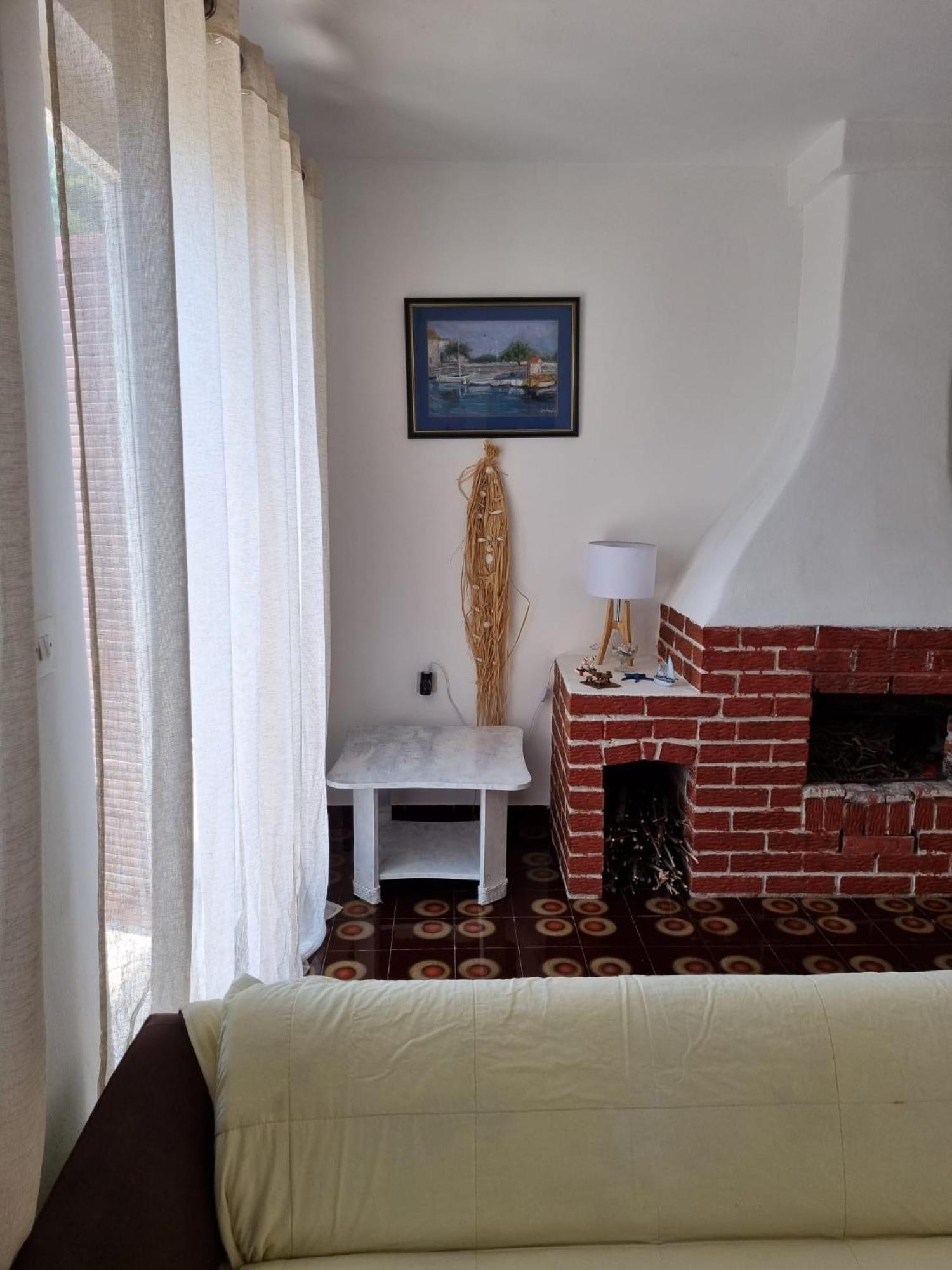 Apartamento Apartman On The Beach - Nemira, Omiš Exterior foto