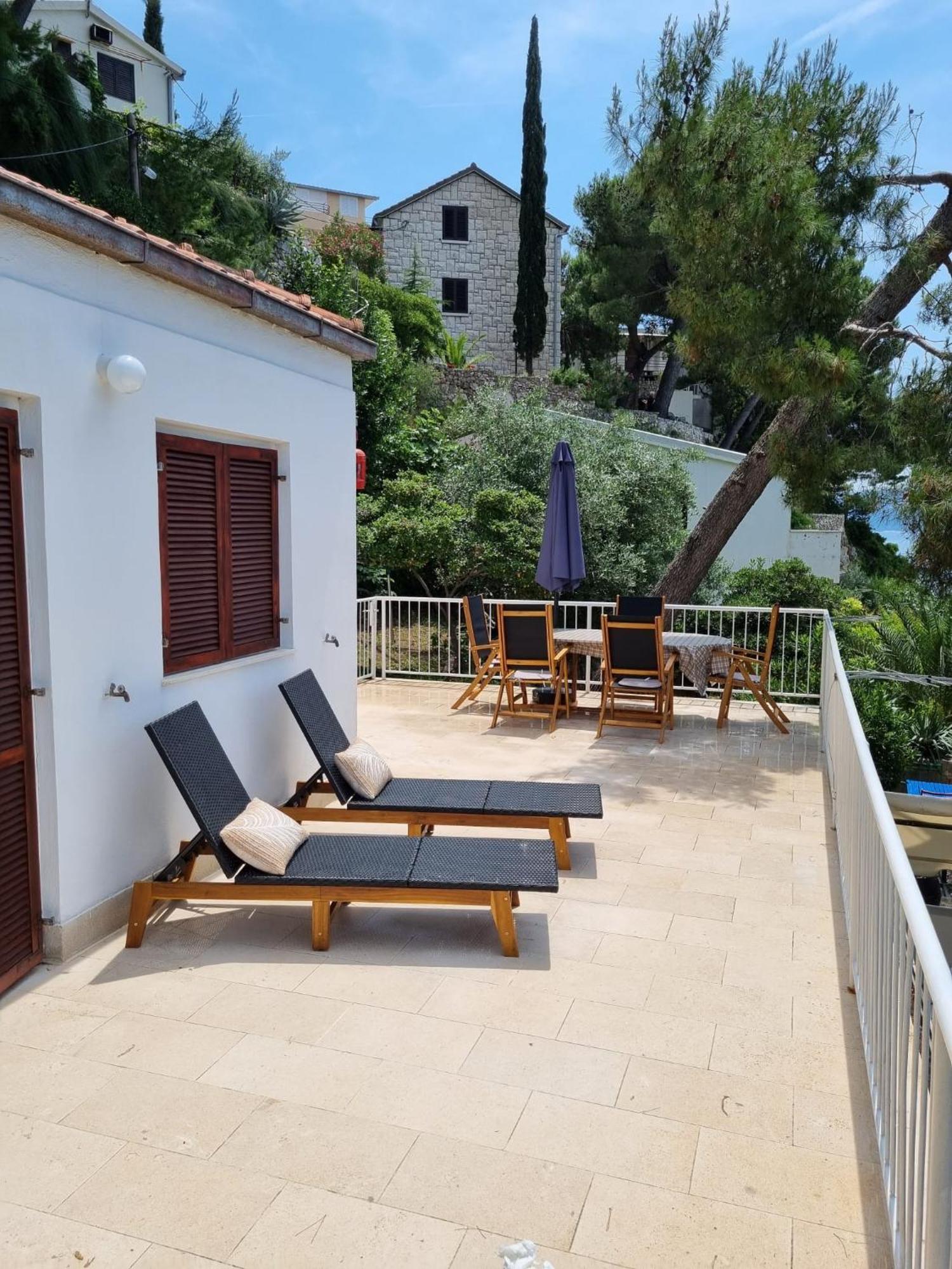 Apartamento Apartman On The Beach - Nemira, Omiš Exterior foto